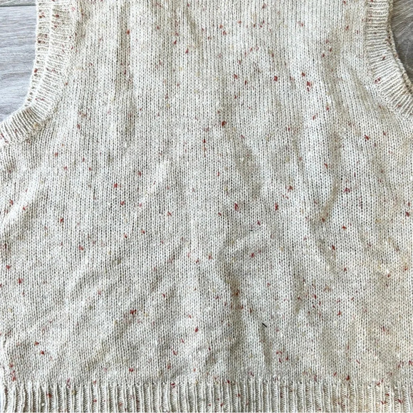 Vintage  Tabi International Wool Blend Paisley Embroidery Sweater Vest - Picture 13 of 14